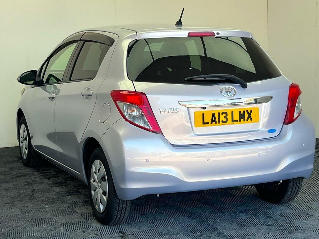 Toyota Yaris 1.33 Dual Vvt-i Sr Multidrive S Euro 5 Purple #4