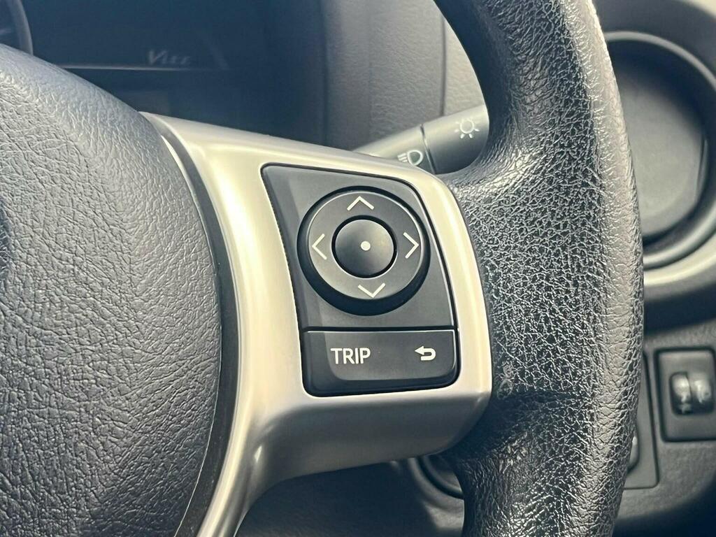 Toyota Yaris Yaris Hybrid Icon Cvt Red #15