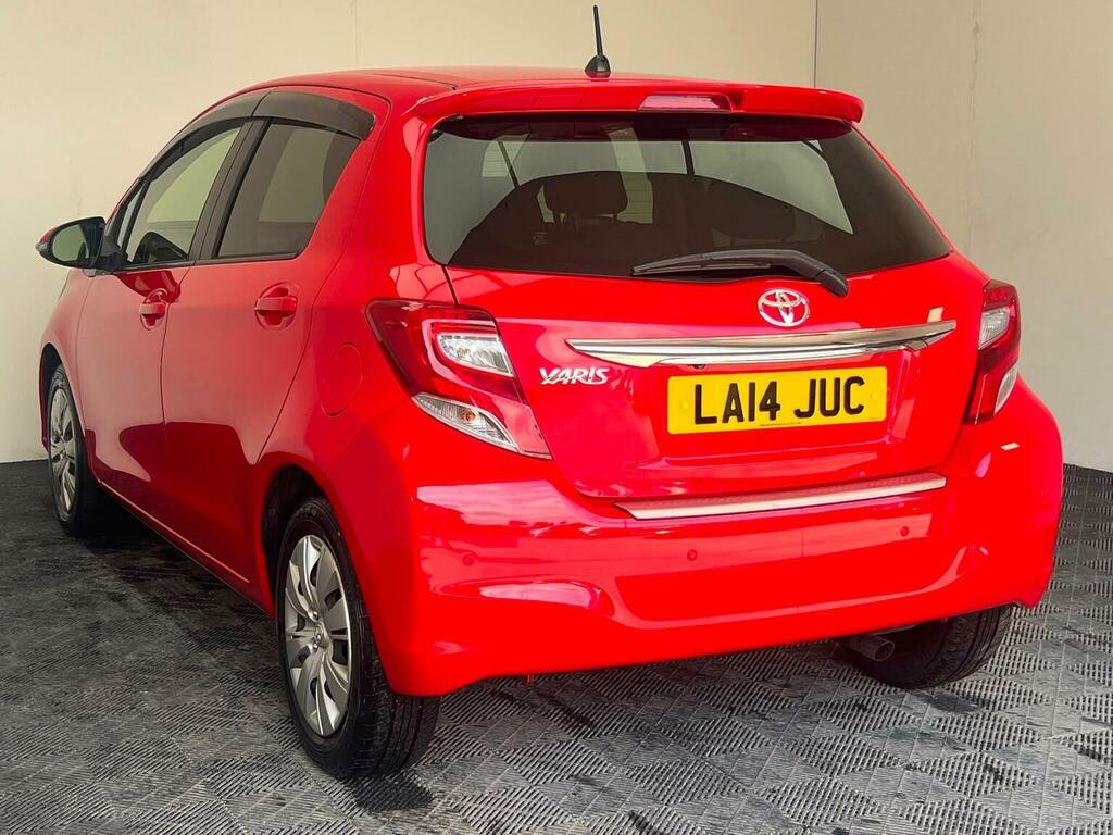 Toyota Yaris 1.33 Dual Vvt-i Icon Multidrive S Euro 5 #3