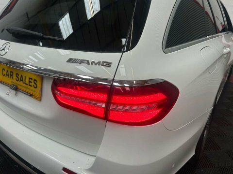 Mercedes-Benz E Class 2.0 E220d Amg WF17VUK White #6