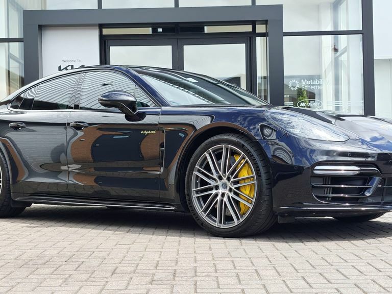 Porsche Panamera 4.0 V8 Turbo S E-hybrid Pdk Black #3