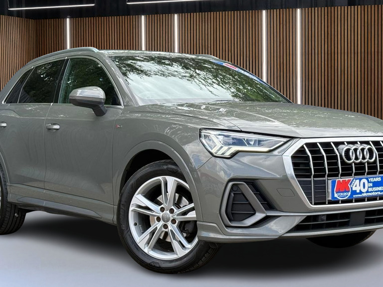Audi Q3 35 Tfsi S Line Grey