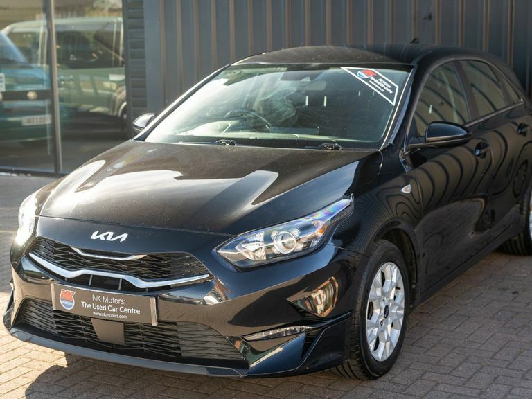 Kia Ceed 1.5T Gdi Isg 138 2 Black #5