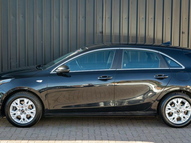 Kia Ceed 1.5T Gdi Isg 138 2 Black #6