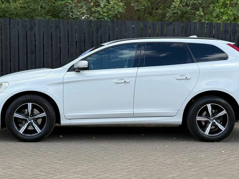 Volvo XC60 D4 190 R Design Nav Awd Geartronic White #5