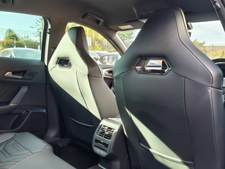 Cupra Formentor 1.5 Etsi V3 Suv Hybrid Dsg Euro 6 Ss Black #28