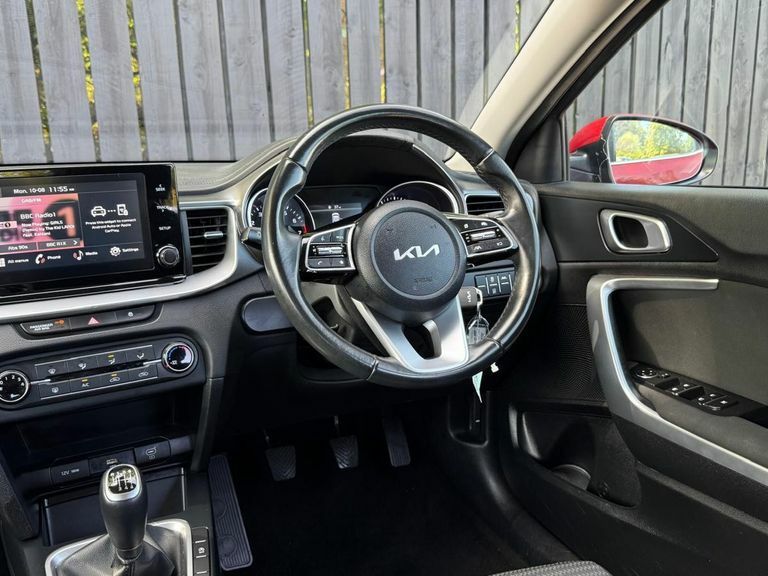 Kia Xceed 1.5 T-gdi 2 Suv Euro 6 Ss 15 Red #14