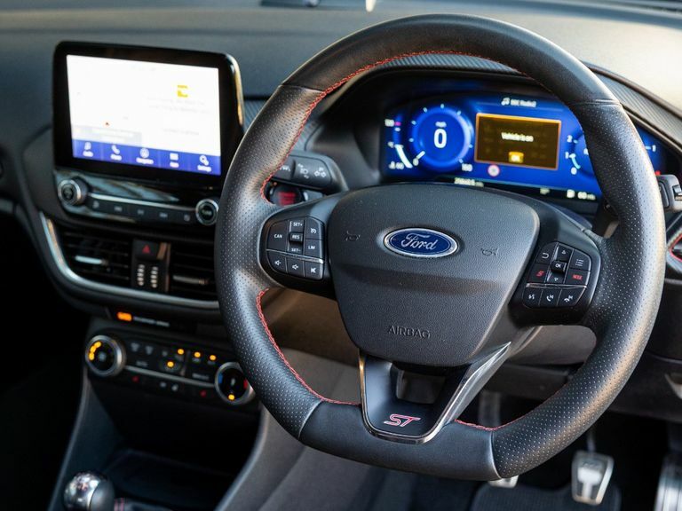 Ford Fiesta 1.0 Ecoboost Hybrid Mhev 125 Vignale Edition Black #17