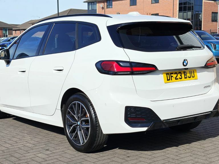 BMW 2 Series 220I Mht M Sport Dct White #6