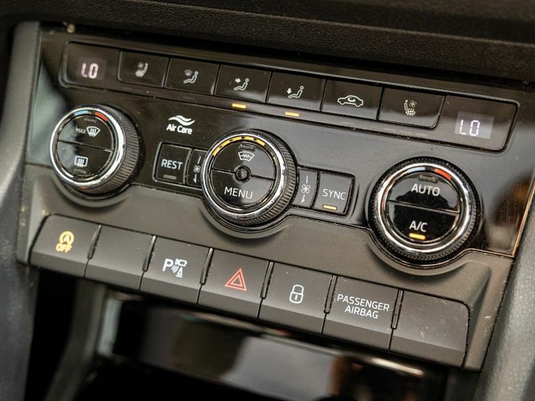 Skoda Kodiaq 1.5 Tsi Se Dsg 2020 Black #29