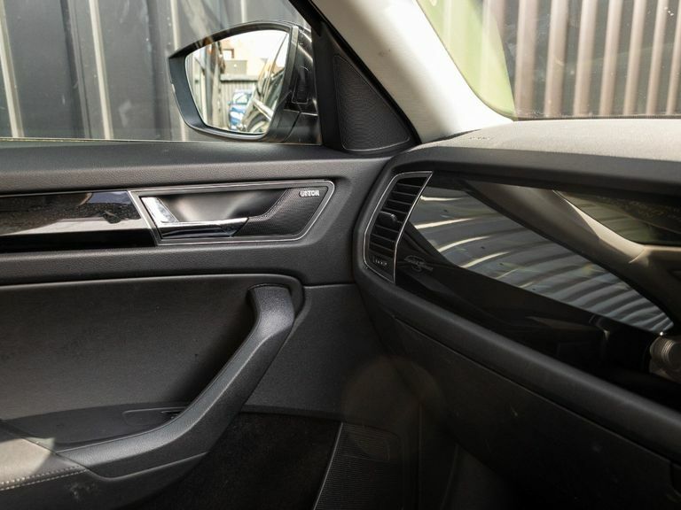 Skoda Kodiaq 1.5 Tsi Se Dsg 2020 Black #33