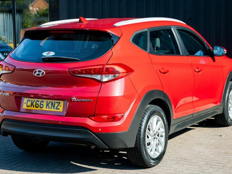 Hyundai Tucson 1.7 Crdi Blue Drive Se Nav Euro 6 Ss  #11