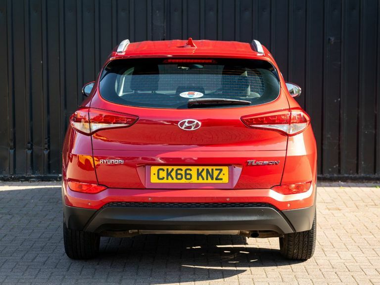 Hyundai Tucson 1.7 Crdi Blue Drive Se Nav Euro 6 Ss  #8