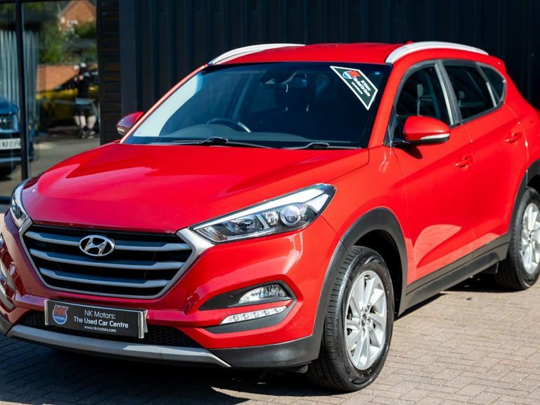 Hyundai Tucson 1.7 Crdi Blue Drive Se 2Wd Red #5