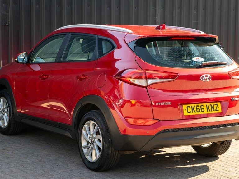Hyundai Tucson 1.7 Crdi Blue Drive Se Nav Euro 6 Ss  #7