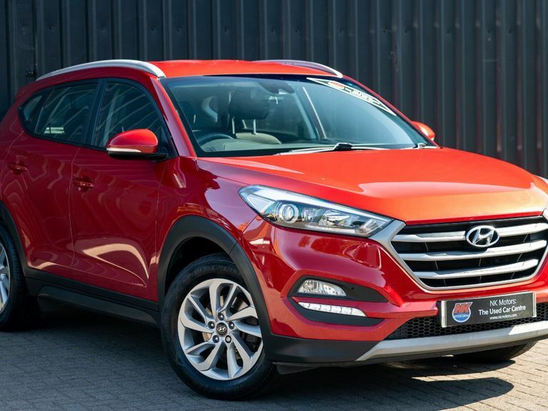 Hyundai Tucson 1.7 Crdi Blue Drive Se 2Wd Red #2