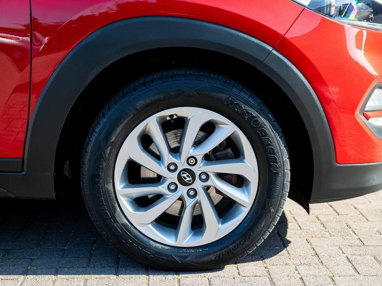 Hyundai Tucson 1.7 Crdi Blue Drive Se Nav Euro 6 Ss  #13