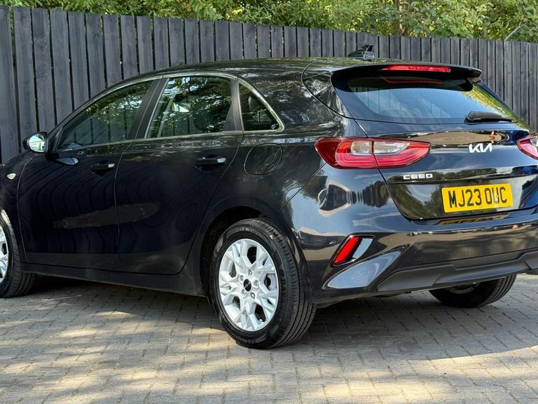 Kia Ceed 1.5T Gdi Isg 2 Black #6