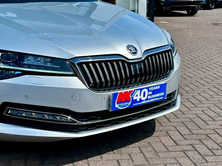 Skoda Superb 2.0 Tsi 190 Se L Dsg Silver #3