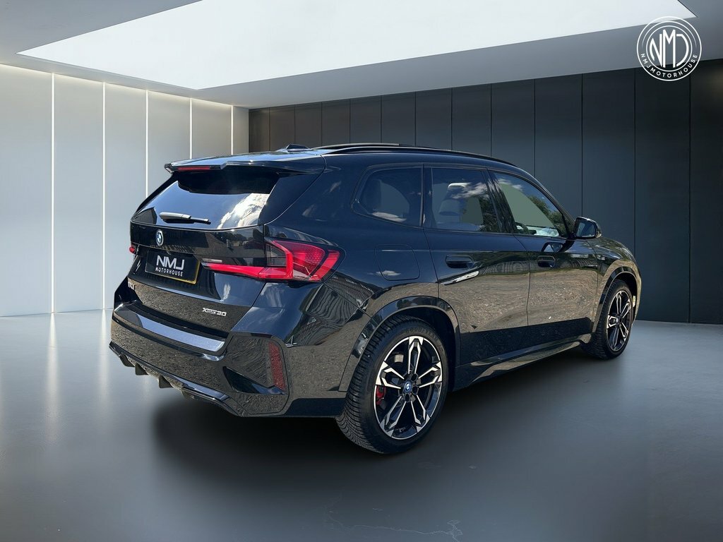 BMW iX1 2023 30 66.5Kwh M Sport Xdrive 11Kw Char Black #5