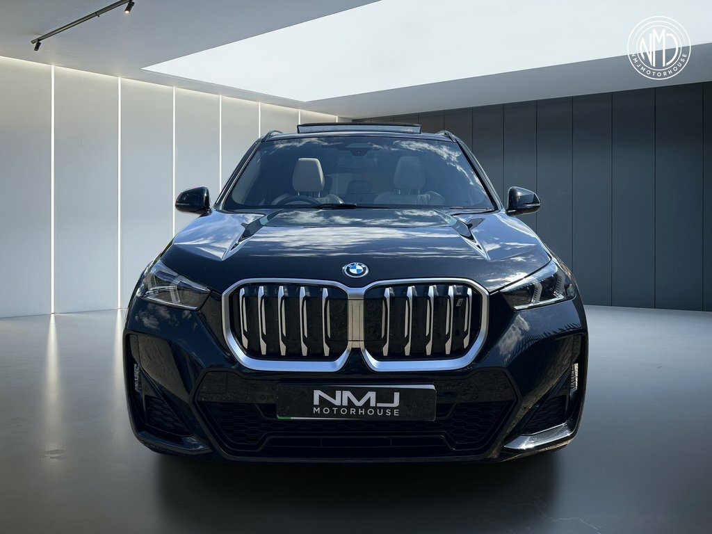 BMW iX1 2023 30 66.5Kwh M Sport Xdrive 11Kw Char Black #2