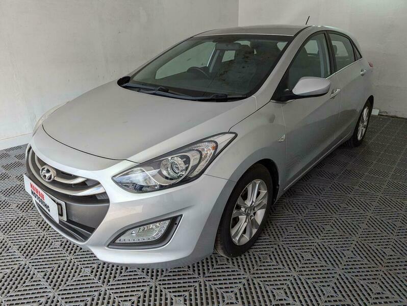 Hyundai I30 1.6 Crdi Blue Drive Silver #3