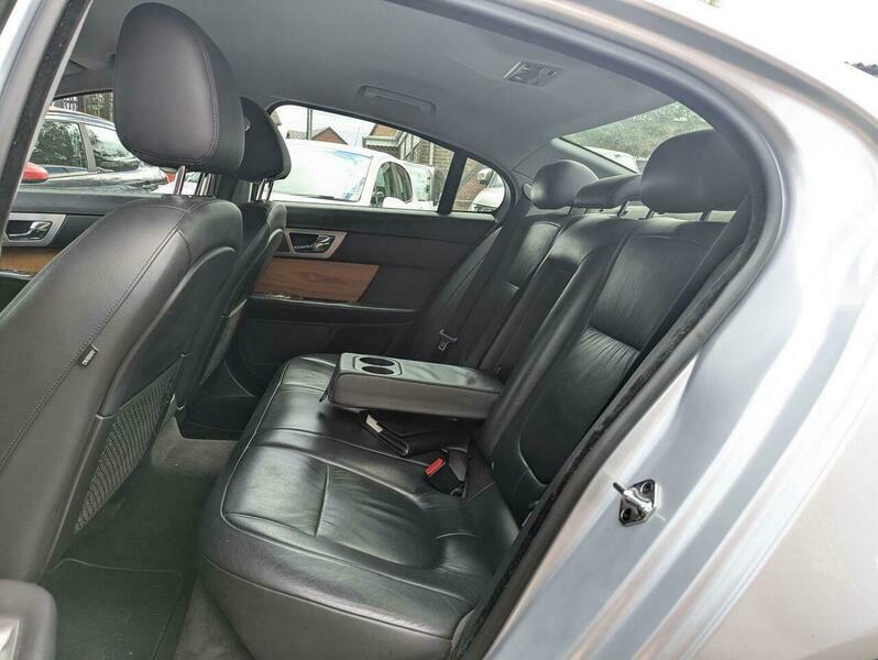 Jaguar XF 3.0D V6 Luxury RJ59ZBY Silver #5