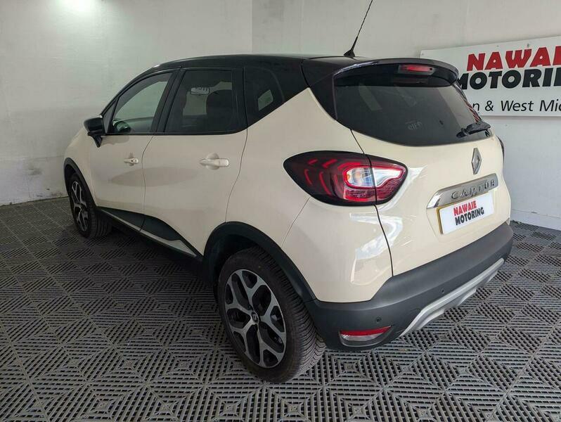 Renault Captur 1.5 Dci Energy Dynamique HY67WHB White #4