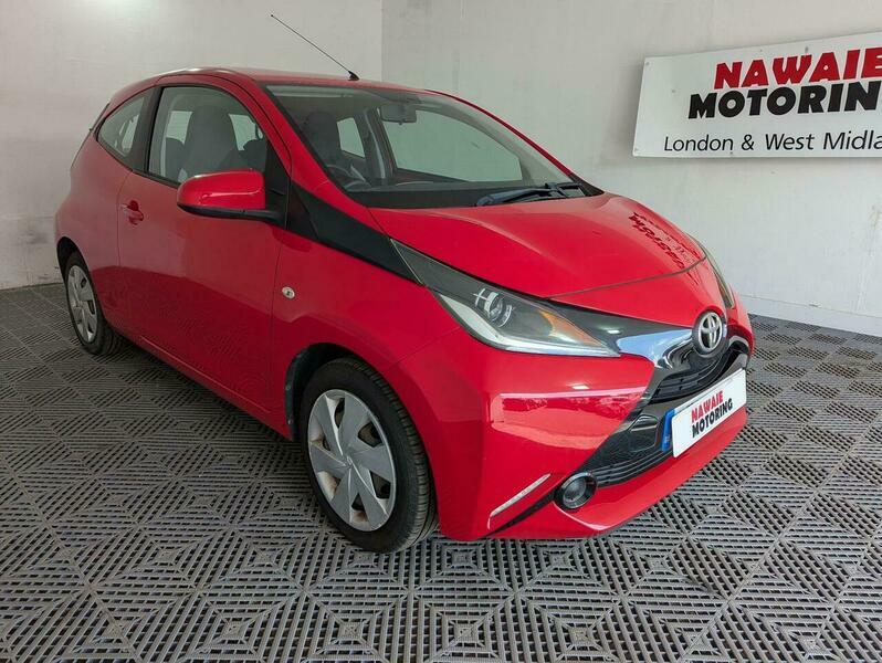 Toyota Aygo 1.0 Vvt-i X-play Euro XNZ9168 Red