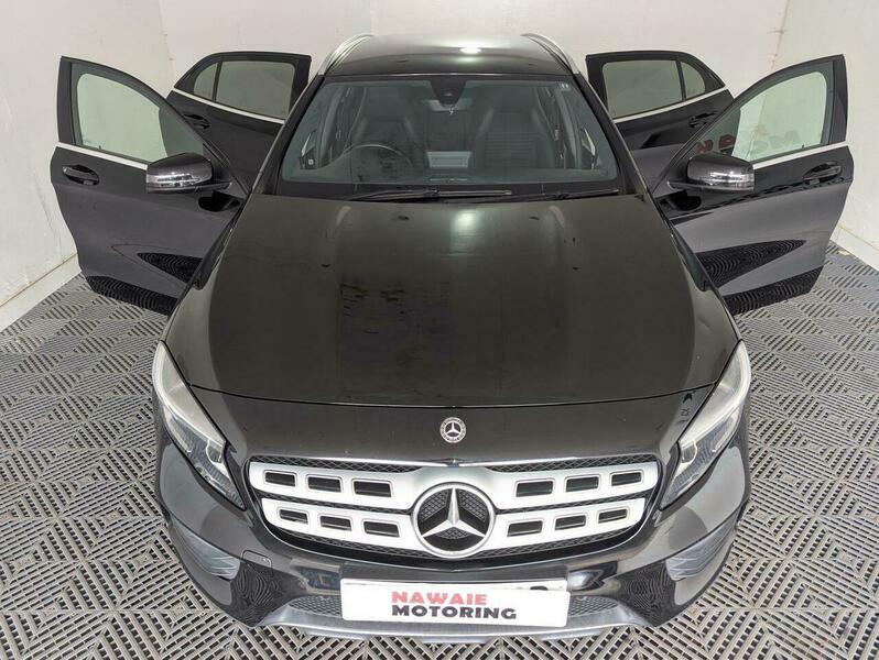 Mercedes-Benz C Class 2.1 Gla200d Amg Line Black #6