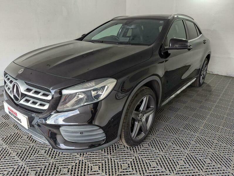 Mercedes-Benz C Class 2.1 Gla200d Amg Line Black #3