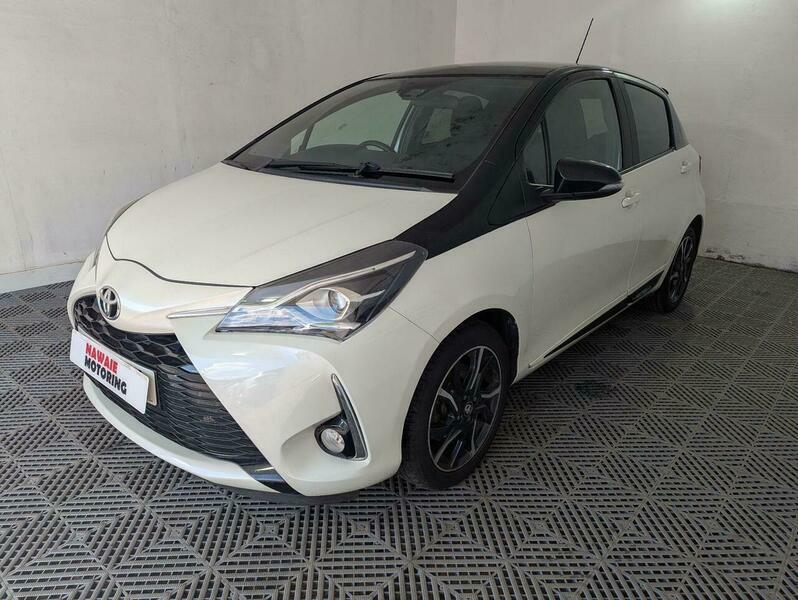 Toyota Yaris 1.5 Vvt-i Grey Bi-tone White #4