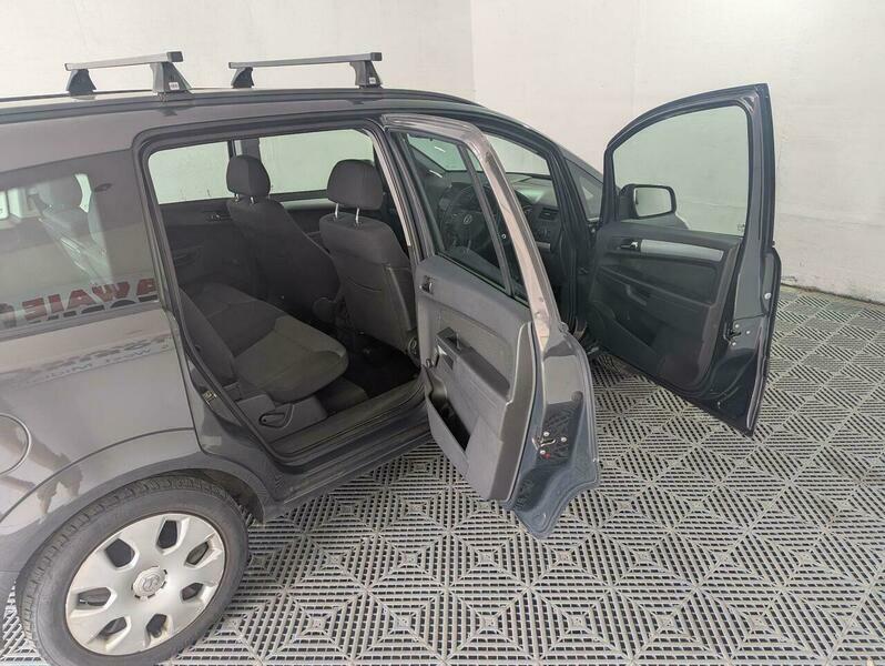 Vauxhall Zafira 1.6 16V Exclusiv Mpv Black #32