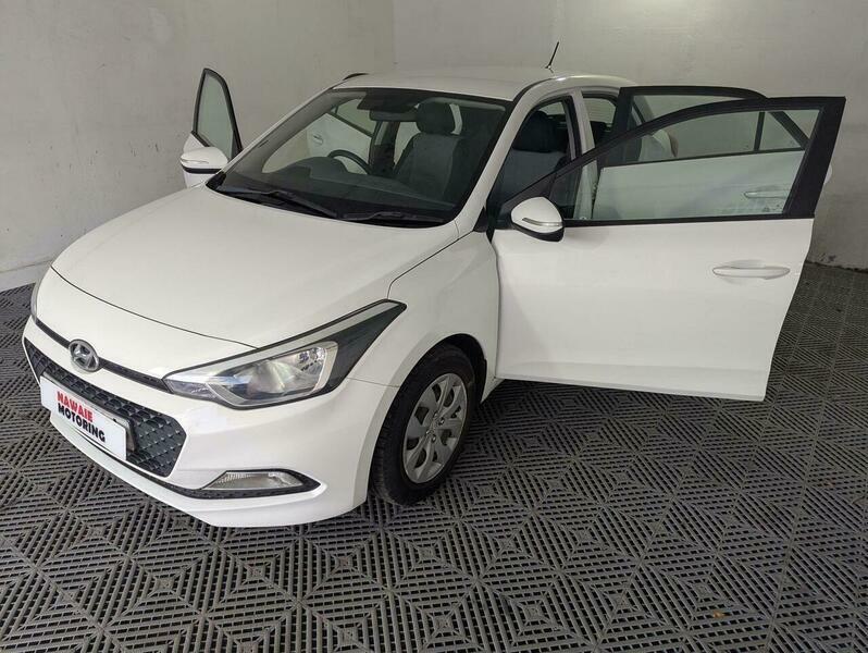 Hyundai I20 1.2 Blue Drive S Air Euro 6 Ss White #7