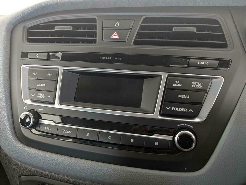 Hyundai I20 1.2 Blue Drive S Air Euro 6 Ss White #23