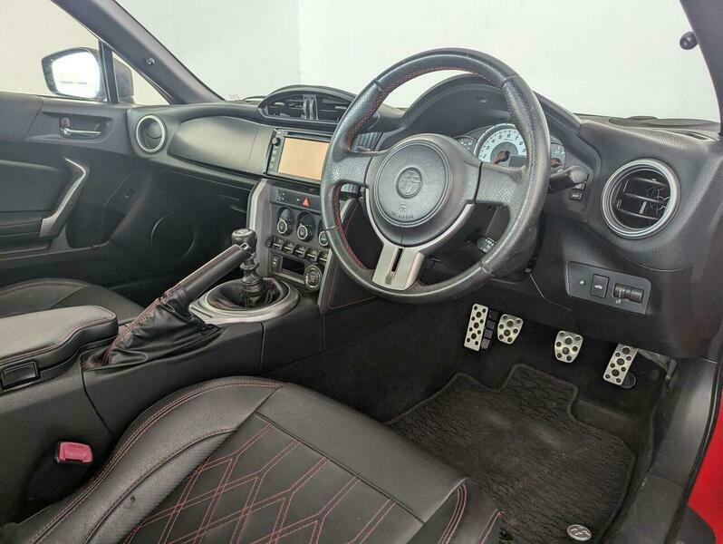 Toyota GT86 2.0 Boxer D-4s Coupe Euro 5 200 Red #17