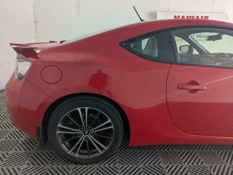 Toyota GT86 2.0 Boxer D-4s Coupe Euro 5 200 Red #30