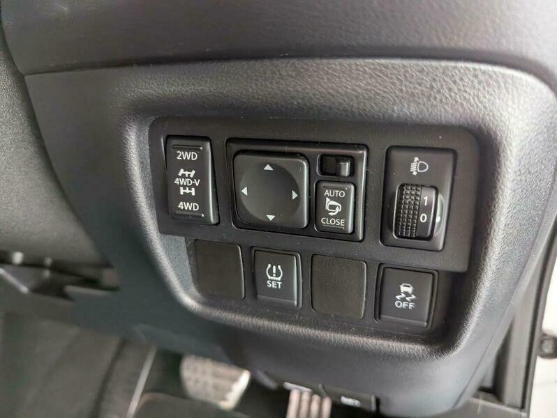 Nissan Juke Visia 1.6 Suv Euro 5. Grey #20