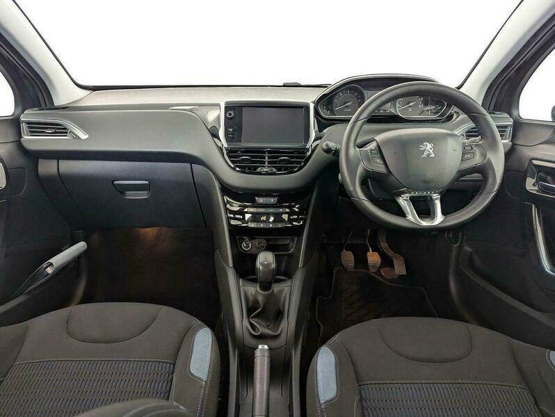Peugeot 208 1.2 Vti Allure Euro 5 White #14