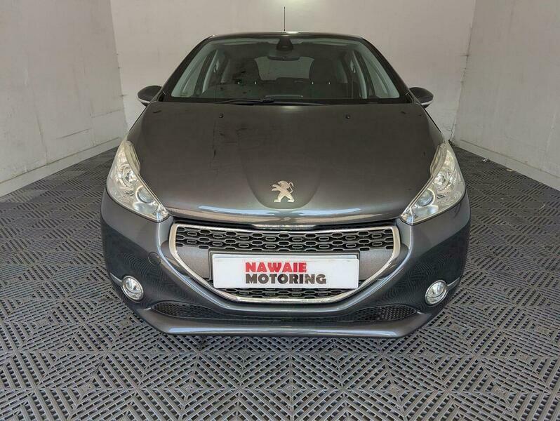 Peugeot 208 1.4 Hdi Allure Euro Grey #2