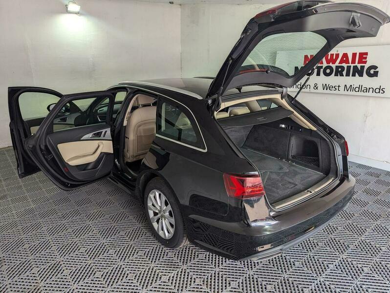 Toyota Auris 2.0 Tdi Ultra Se Black #4