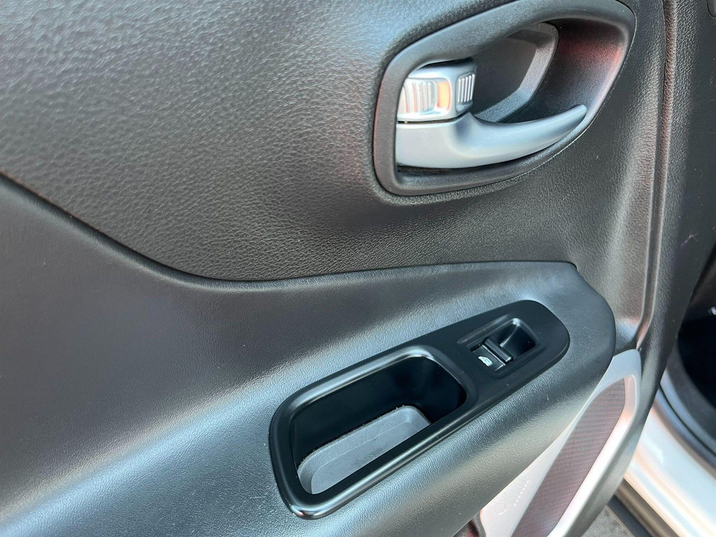 Jeep Renegade 1.6 Multijetii Dawn Of Justice Suv Manu Black #38