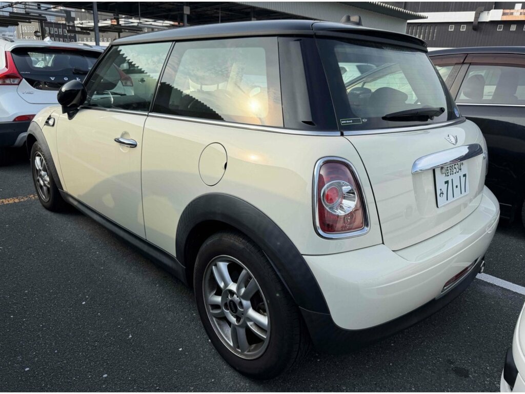 Mini Hatch Cooper Brown #2