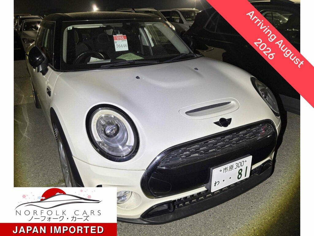 Mini Clubman 1.5 Cooper 6Dr Silver #1