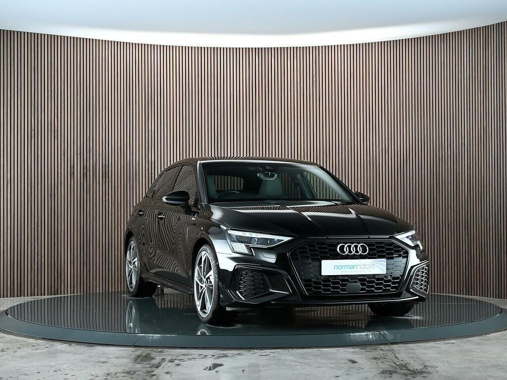 Audi A3 1.5 Tfsi 35 Edition 1 Sportback S Troni DX72WFG Black #4