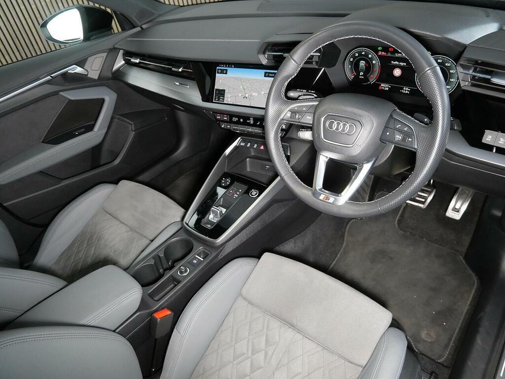 Audi A3 1.5 Tfsi 35 Edition 1 Sportback S Troni DX72WFG Black #3