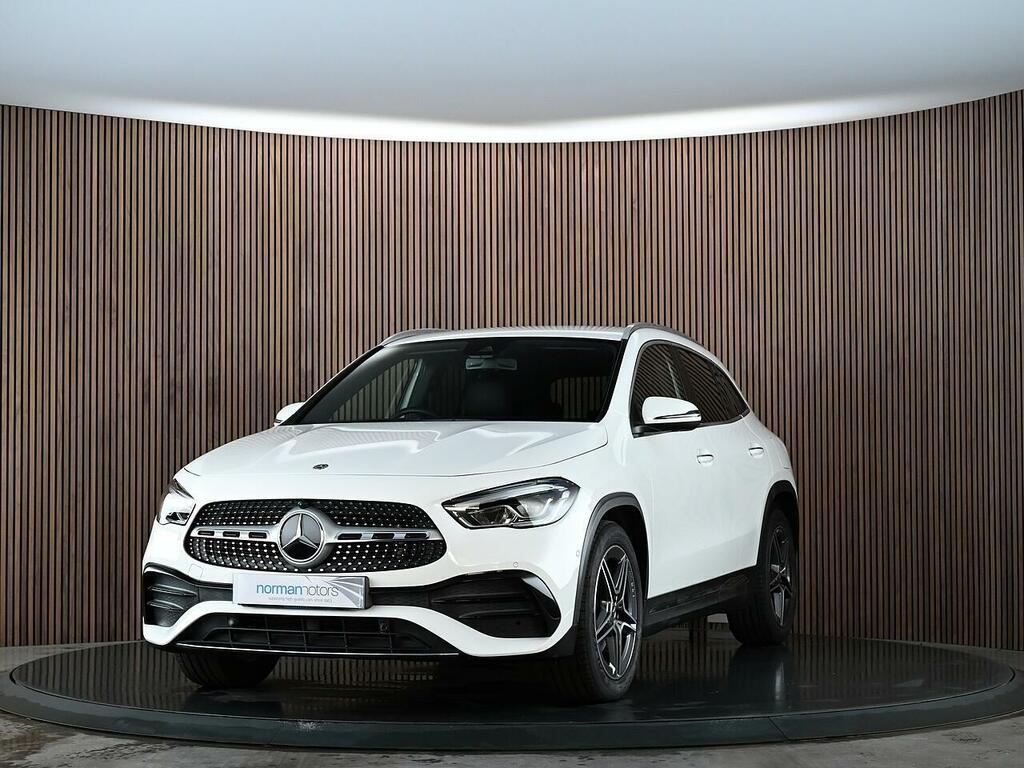 Mercedes-Benz GLA Class 1.3 Gla200 Amg Line Executive Suv 7G- White #6