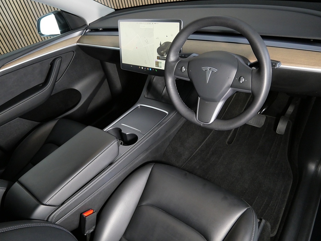 Tesla Model Y Dual Motor Long Range Suv 4Wde Black #3