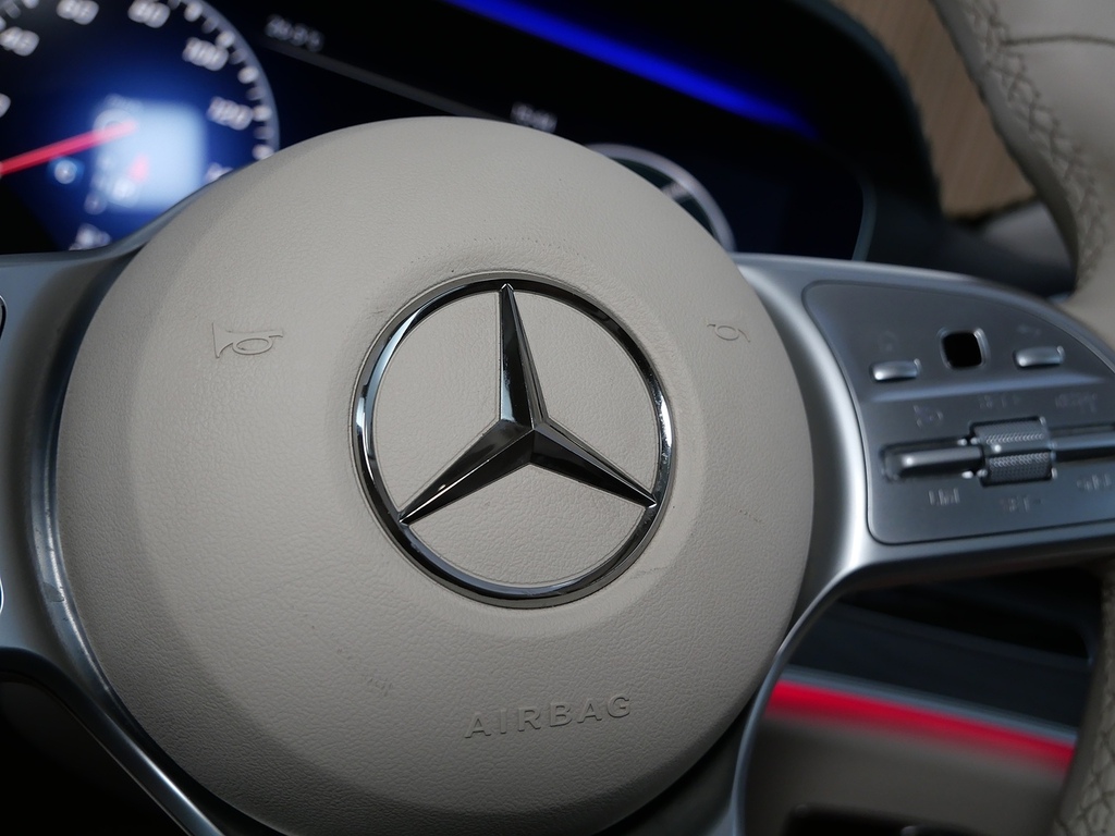 Mercedes-Benz CLS Saloon Grey #35