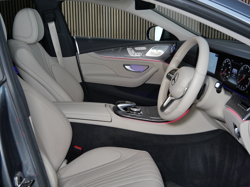 Mercedes-Benz CLS Saloon Grey #28